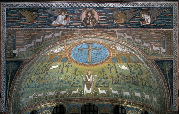 Basilica of Sant'Apollinare in Classe, Ravenna, apse et arche