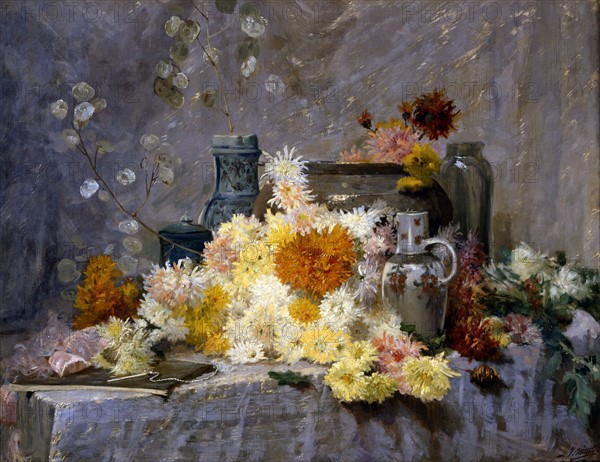 Mittey, Large flower arrangement