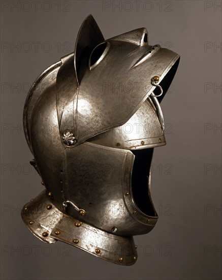 Helmet 'Alla Savoiarda.'