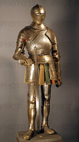 Armure de soldat à cheval, avec grande épée