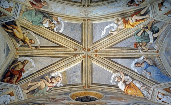 Il Romanino, Voûte de l'église Santa Maria della Neve à Pisogne, ornée de figures de Sibylles et de Prophètes