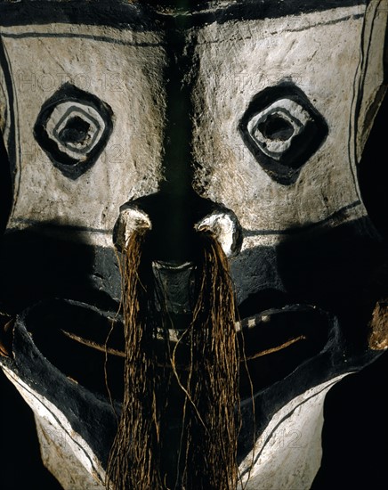 Mask of the IURUPIXUMA ethnic group (Amazonia)