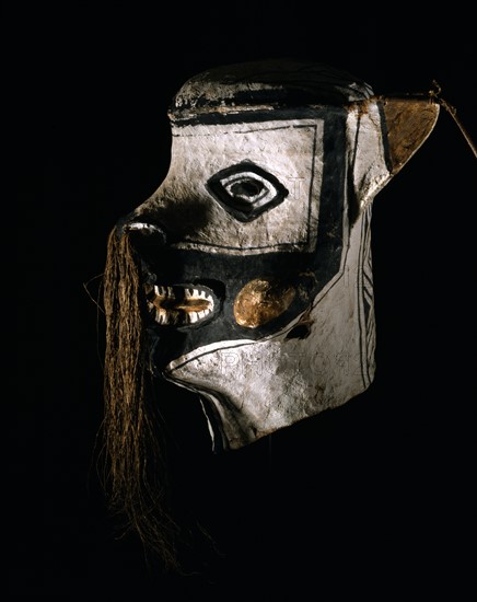 Mask of the IURUPIXUMA ethnic group (Amazonia)