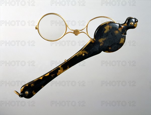 Lorgnette