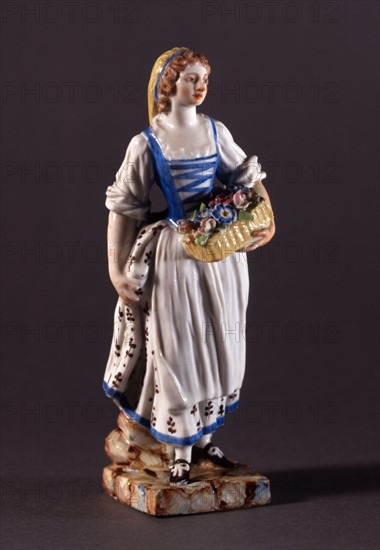 Statuette en porcelaine