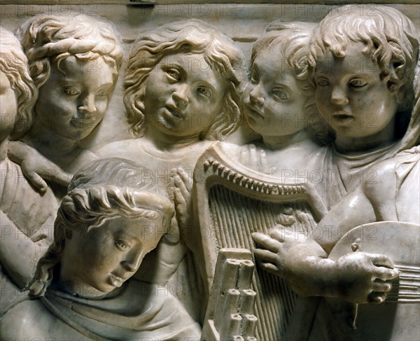 Cantoria. Relief en marbre du chœur de la cathédrale de Florence