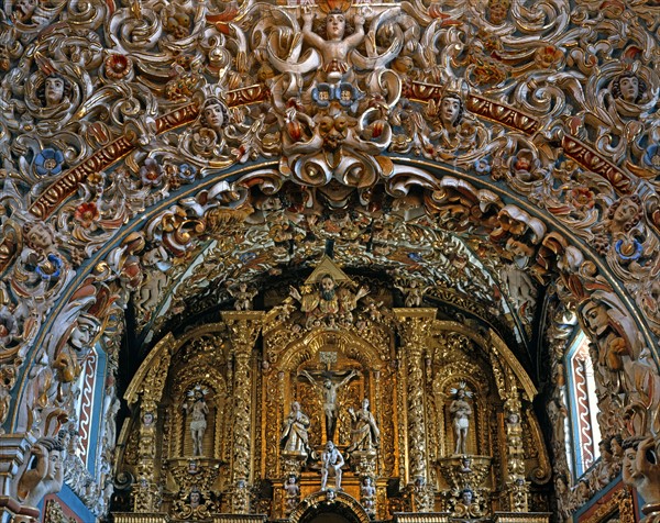 Intérieur de l'église de Santa Maria Tonantzintla à San Andres Cholula (Mexique)