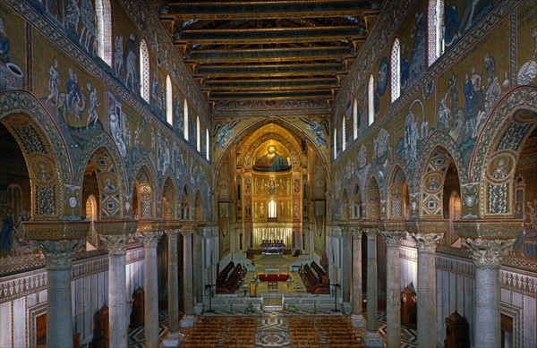 Vue intérieure de la cathédrale Santa Maria Nuova de Monreale