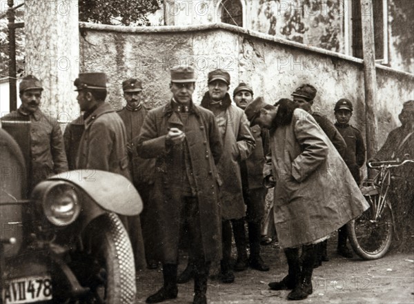L'arrivée des plénipotentiaires autrichiens à Borghetto en 1918