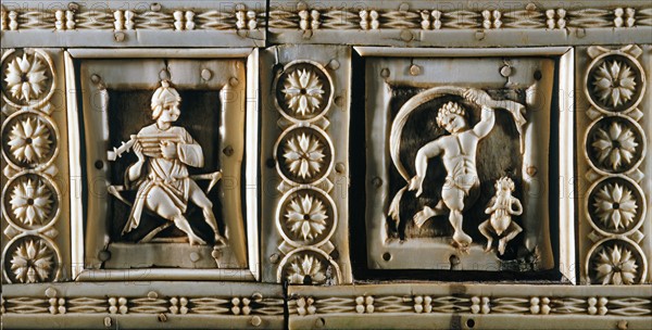 Ivory box decorated with mythological figures and musical allegories