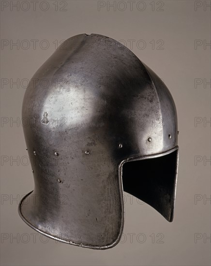 Casque barbute de l'armure de Galeazzo D'Arco