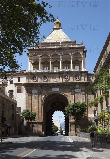 Porta Nuova à Palerme