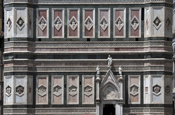 Détail du campanile de Florence (Italie)