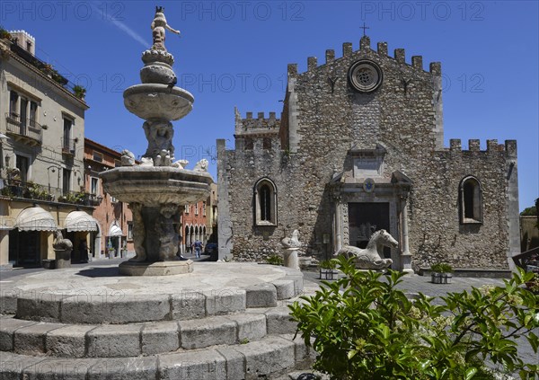 Cathédrale Saint Nicolas de Bari à Taormina (Sicile)