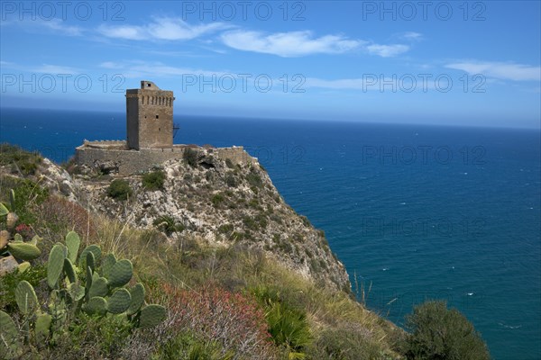 Torre Colonna San Nicola à Altavilla Milicia (Sicile)