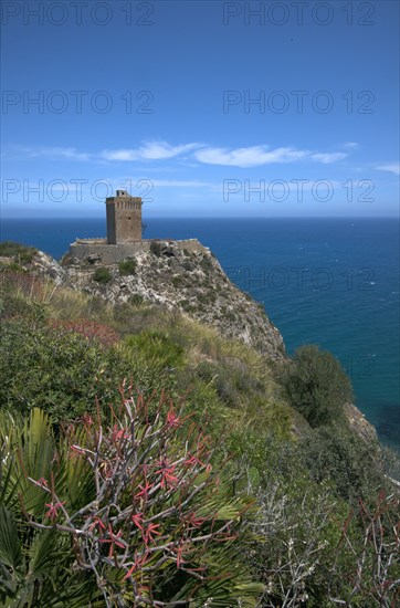 Torre Colonna San Nicola à Altavilla Milicia (Sicile)