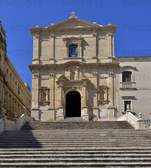Eglise Saint-François-d'Assise à l'Immaculée et monastère de San Salvatore, à Noto (Sicile)