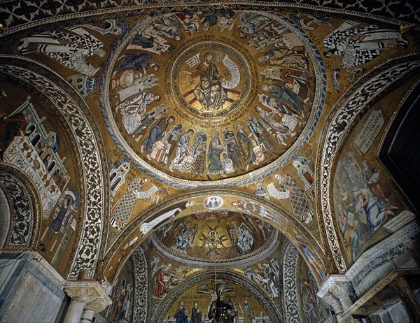 Coupoles du baptistère de la basilique Saint-Marc de Venise