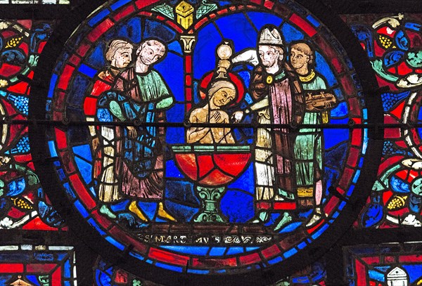 Le baptême de saint Martin (vitrail de Chartres)