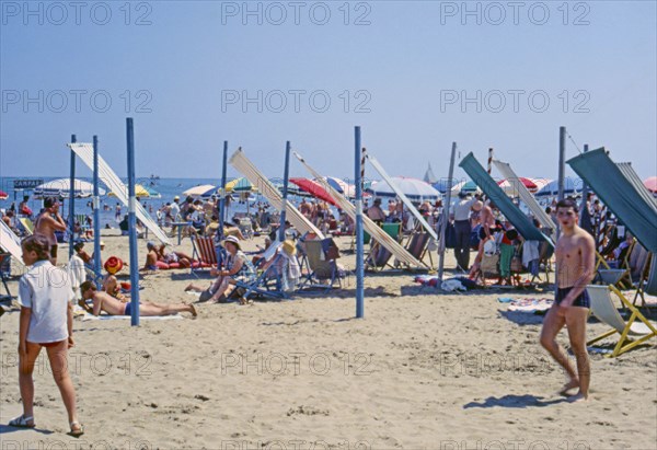 Une plage de Rimini en Italie