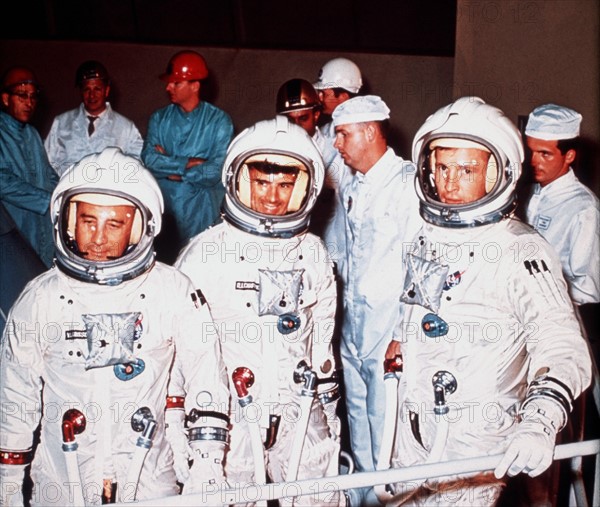 Equipage d'Apollo 204. Cet équipage périra tragiquement le 27 janvier 1967.