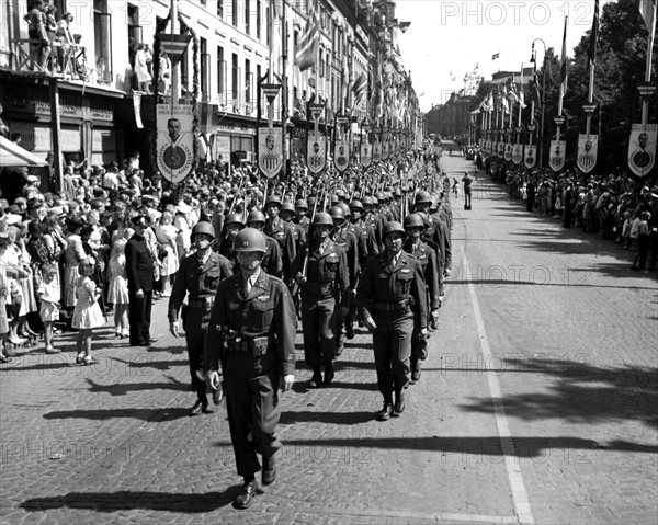 US troops parade in Oslo (Norway) June 30, 1945