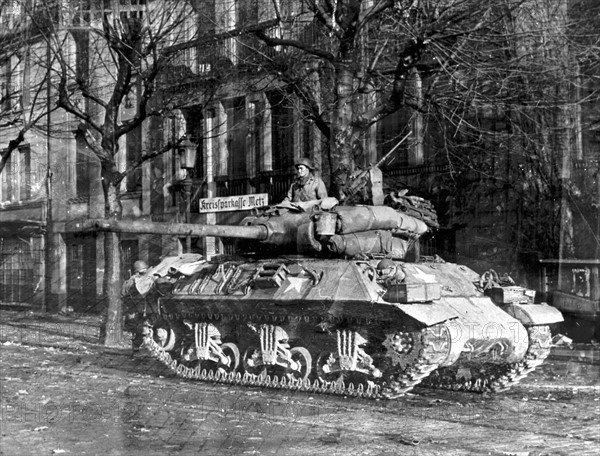 Mopping up in Metz (France) November 22,1944