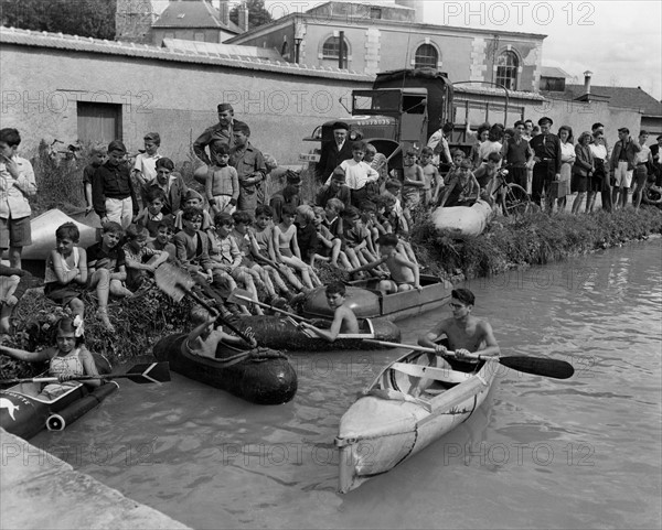 Happy recreation in Reims, August 7,1945