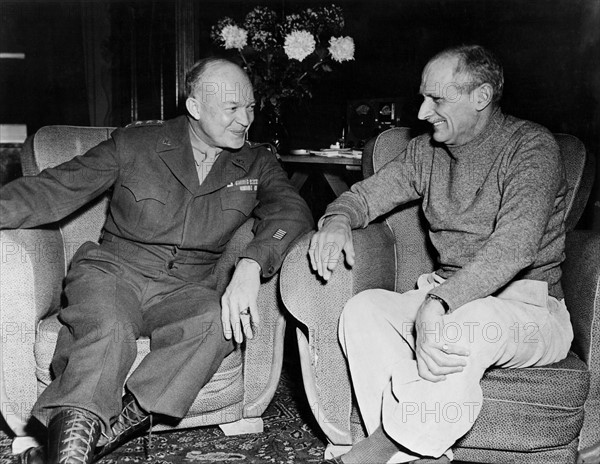 Les chefs militaires alliés en conférence en Belgique. (Fin 1944)