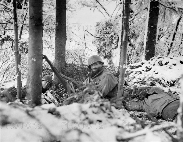 U.S. infantrymen hold post in Luxembourg snow  (Beginning 1945)