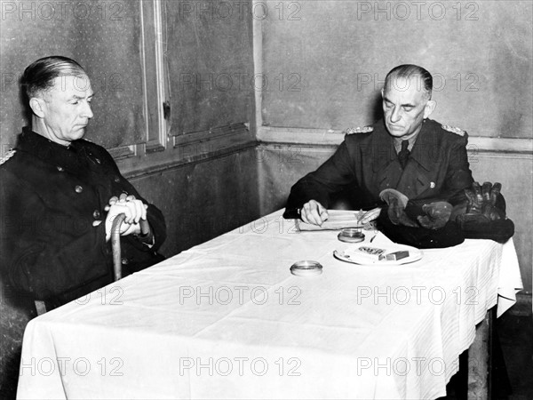 Reddition allemande à Dunkerque.
(9 mai 1945)