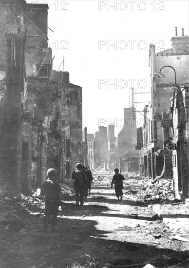 U.S. Army engineers in Mortain, August 1944