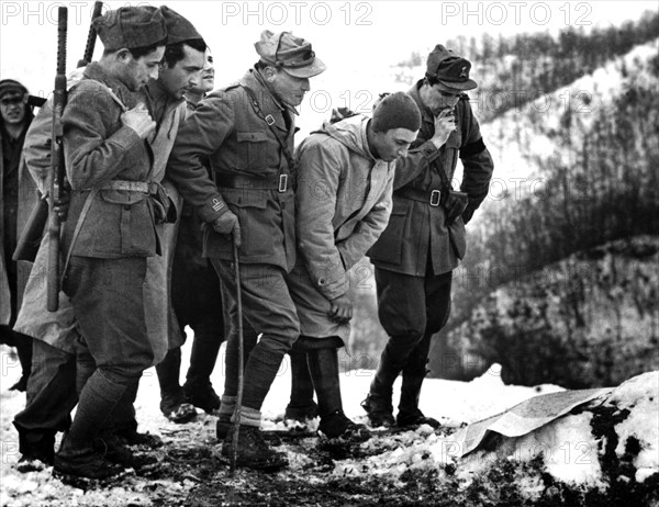 Italians soldiers fight against the Germans  in Italy, April 7, 1944