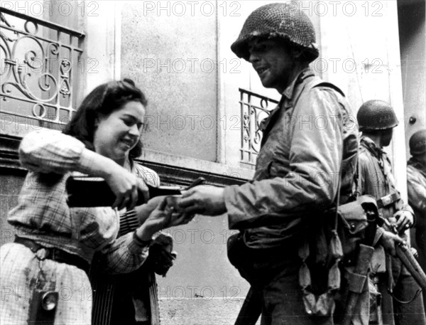 Du vin pour les Américains à Cherbourg, 27 juin 1944