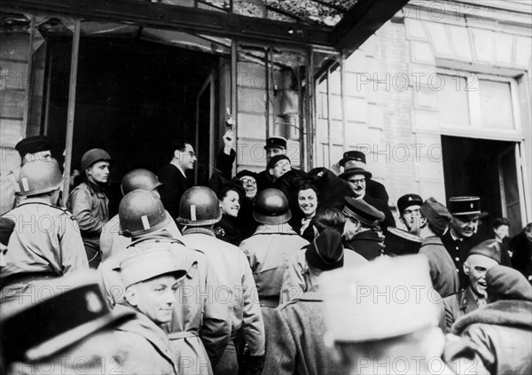 Allied troops liberate the Alsatian town of Colmar, February 3, 1945