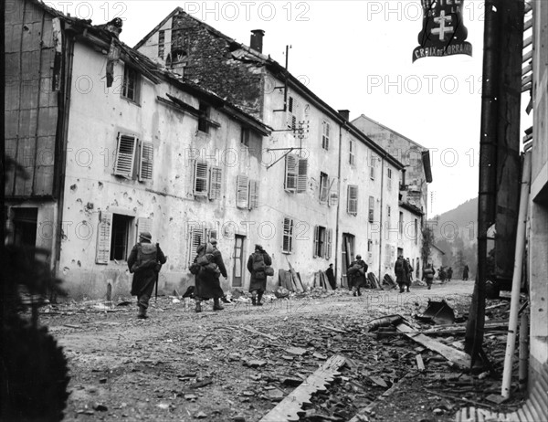 Troupes françaises à Rochesson
(4 novembre 1944)