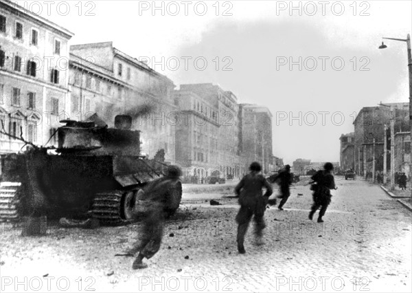 Allied troops in Rome, June 5, 1944