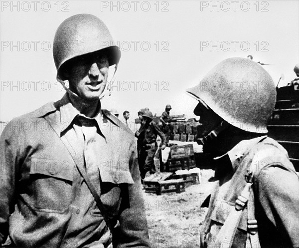 Commandant de la Ve armée U.S. sur la plage de Salerne (Septembre 1943)