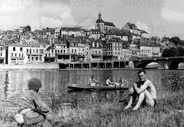 Soldats américains à Joigny
(Eté 1944)