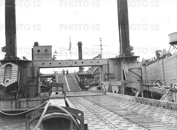 Port provisoire allié en Normandie
(Juin 1944)