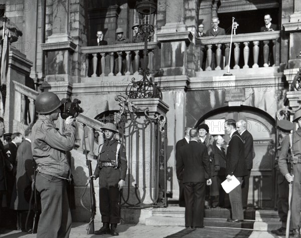 Queen Wilhelmina returns to Holland, March 21, 1945