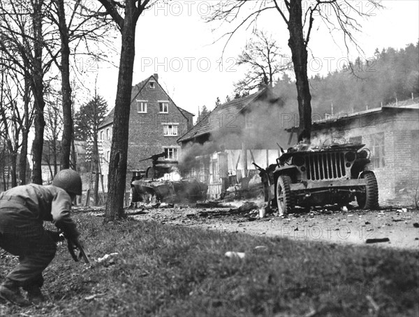 Scène de combat en Allemagne
(Printemps 1945)