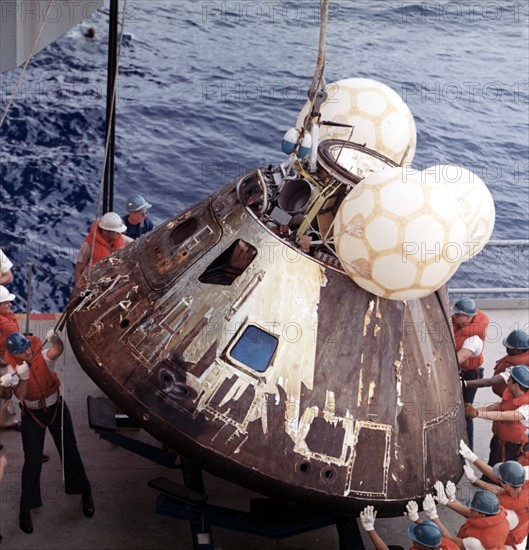 Apollo 13 recovery aboard the USS Iwo Jima (April 17, 1970)