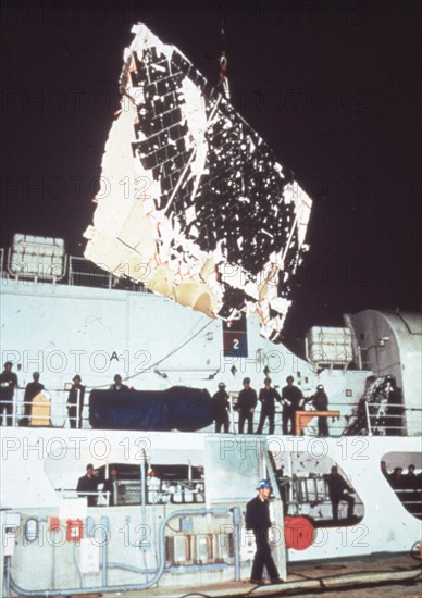Explosion of space shuttle Challenger (January 28, 1986)