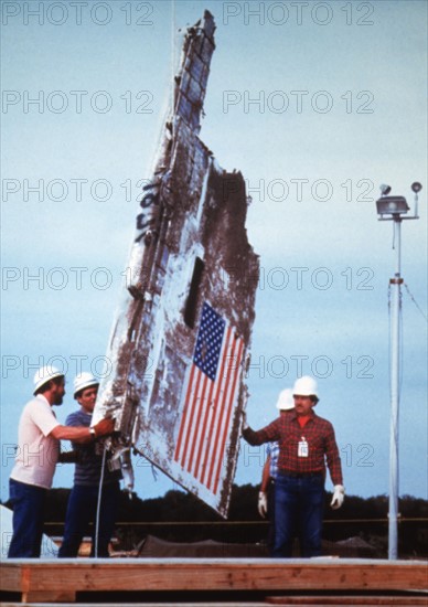 Explosion of space shuttle Challenger (January 28, 1986)