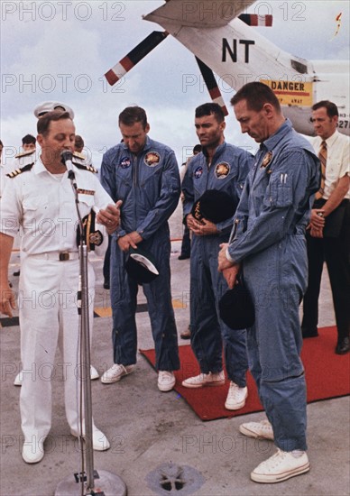 Prayer for the safe return of Apollo 13 mission's astronauts (April 17, 1970)