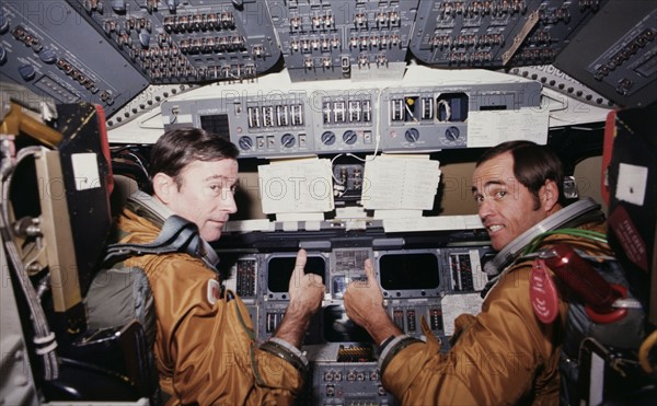 COLUMBIA (STS-1), Commander and pilot
