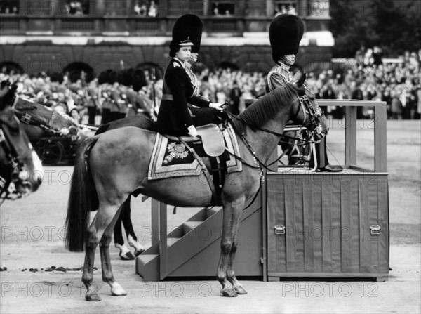 Le roi George VI et sa fille aînée Elisabeth