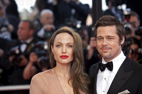 Actors Brad Pitt and Angelina Jolie arrive for the world premiere of the movie "Inglourious Basterds" during the 62nd edition of the Cannes film festival in Cannes at Palais des Festivals Cannes, May 20, 2009. Photo: Hubert Boesl    +++(c) dpa - Report+++