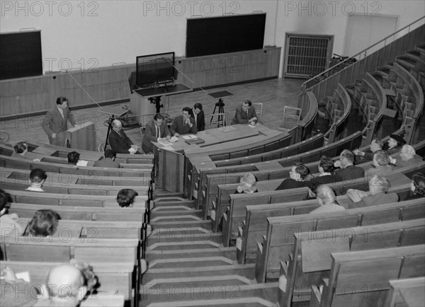 DDR -  FSU Jena - Forum zum ersten bemannten Weltraumflug 1961